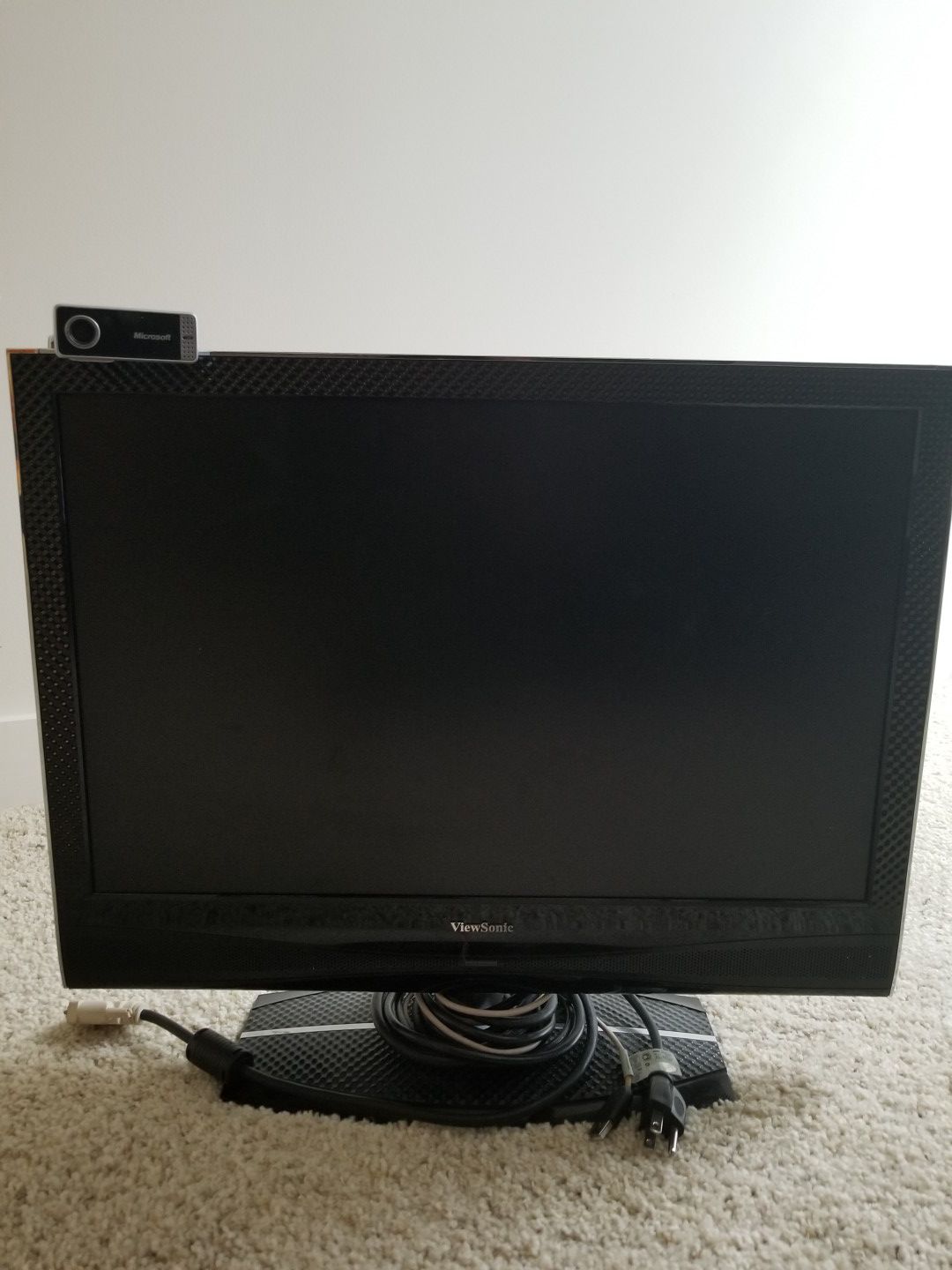 32' View sonic computer monitor