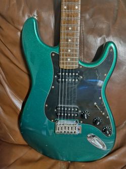 Fender Squire HH Stratocaster