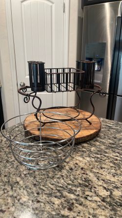 Food Caddy and Fruit Basket