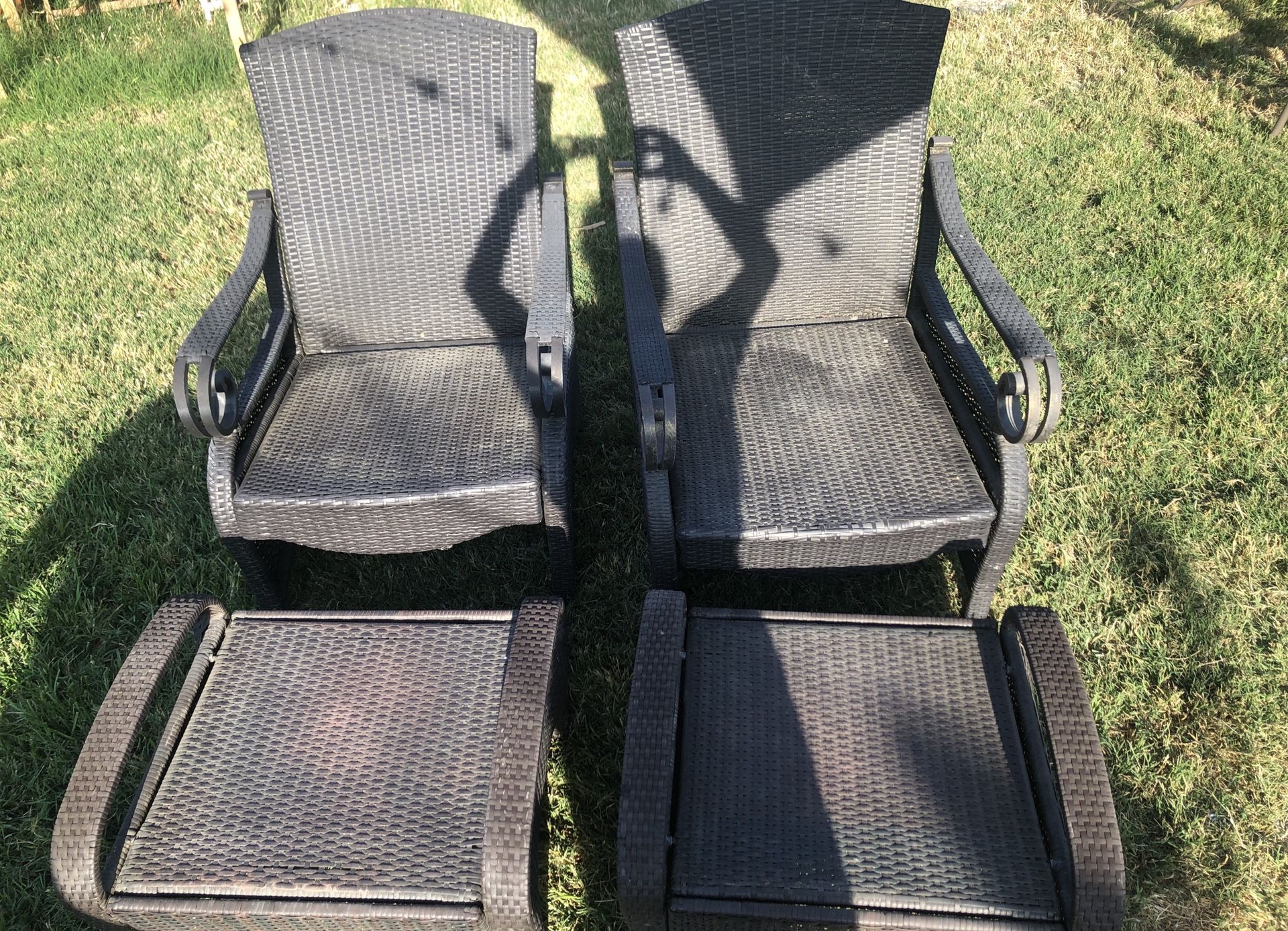 Rattan, lounge chairs with foot rest