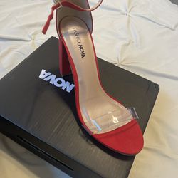 Zapatillas roja Fashionnova Nuevas