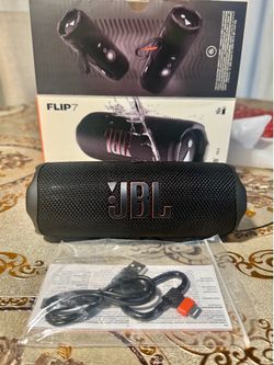 JBL Flip 7 Bluetooth Speaker