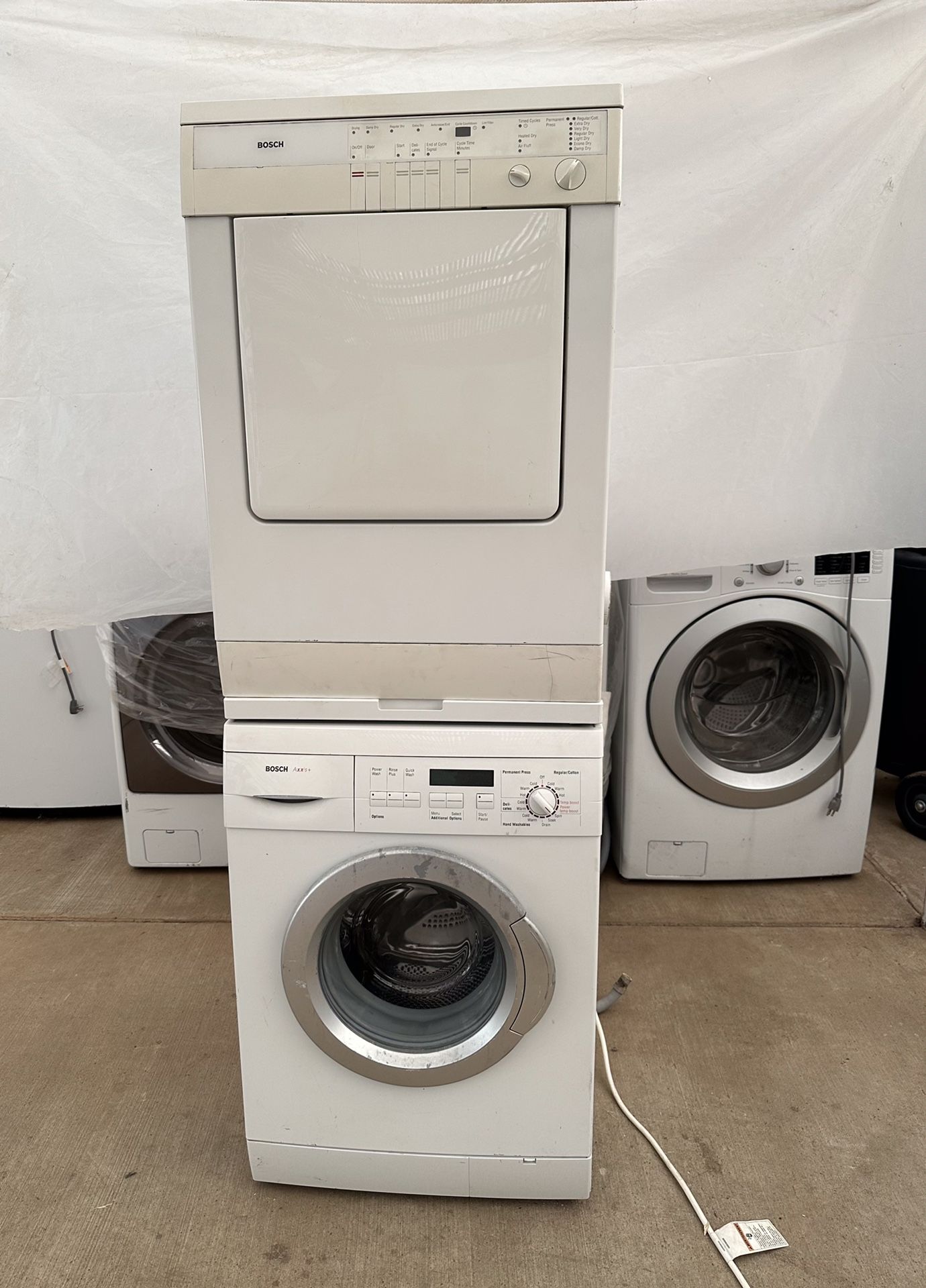 Bosch Washer And Dryer Laundry Set