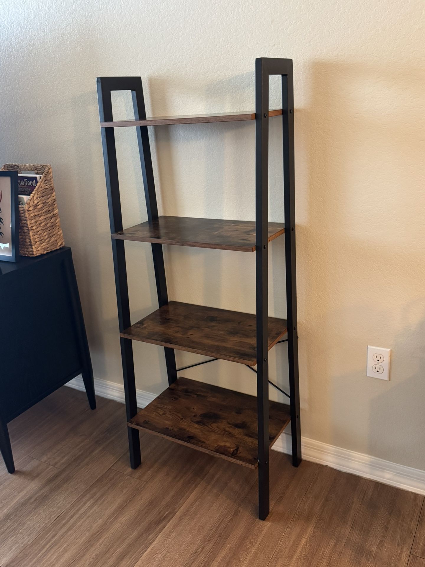 Ladder Bookshelf