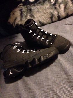 Jordan 9s size 4.5y