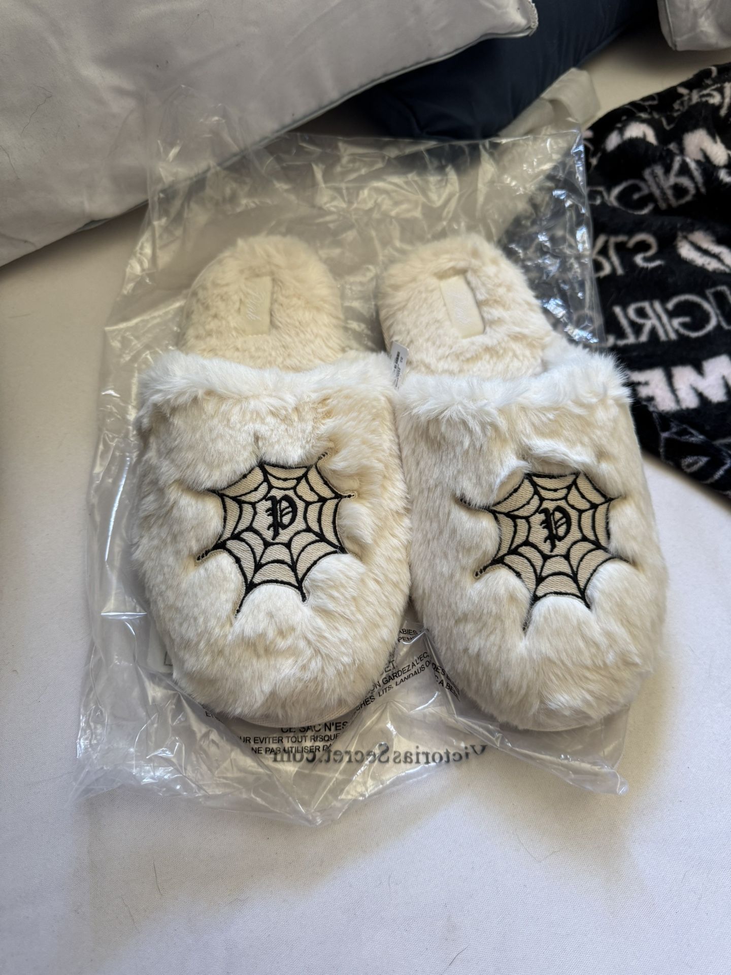 Women’s Victoria Secret Slippers
