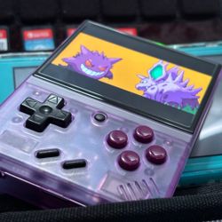 Miyoo Mini Plus Handheld Gaming. 1000’s Of Games Included 