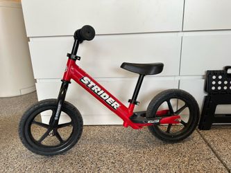 Strider balance bike 12”