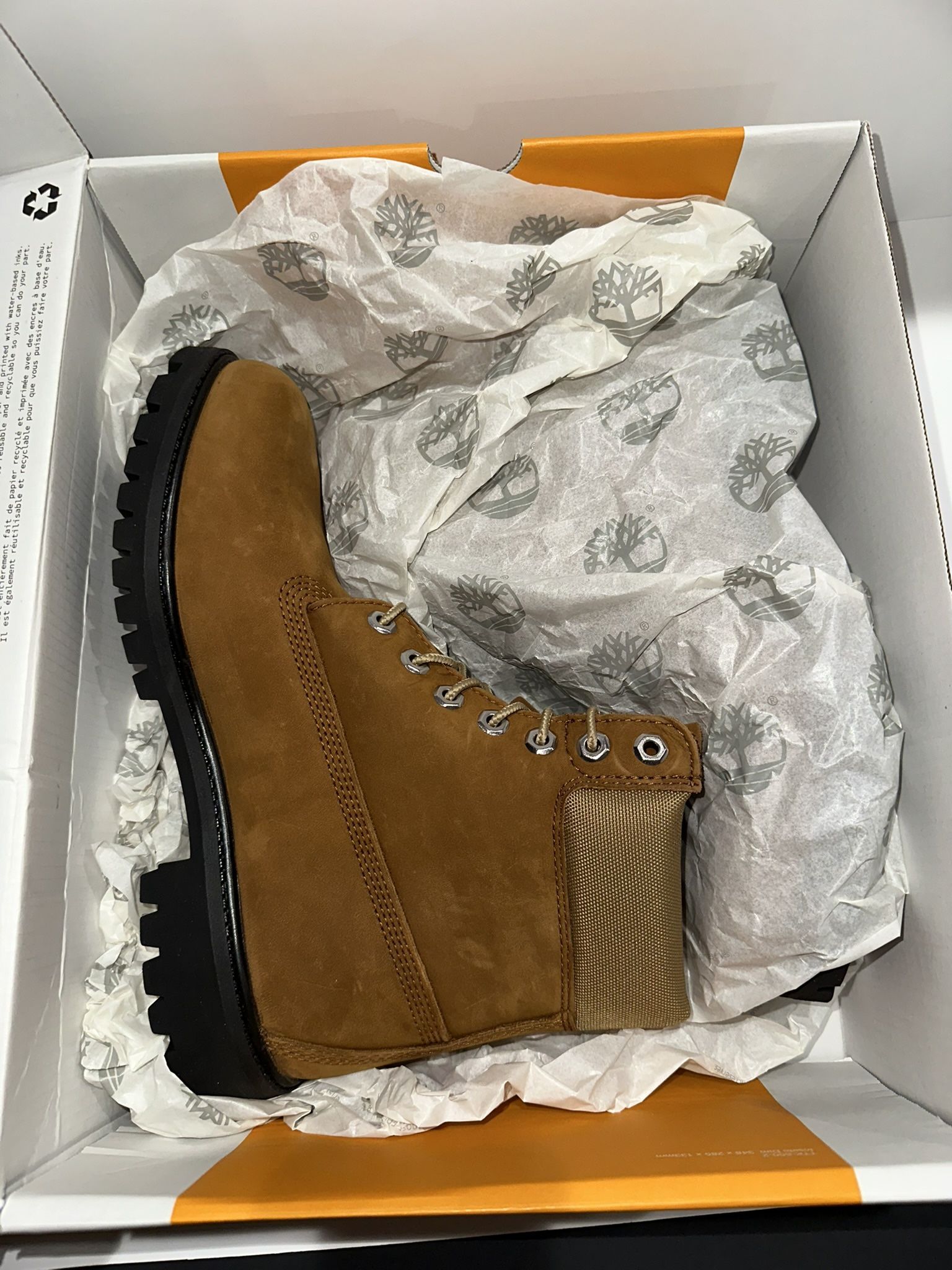 Timberland Premium Waterproof Boot Medium Brown size 8.5 mens