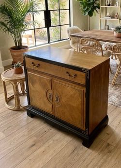 Buffet Credenza Cabinet *READ DESCRIPTION