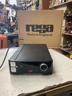 Rega Brio Integrated Amplifier w/ remote, box, & power cable