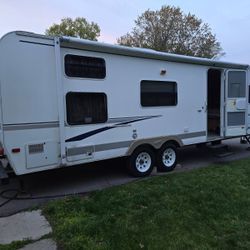 2005 29 Foot Trail Cruiser 