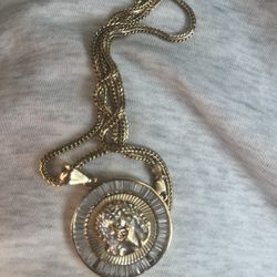 14 Kt Gold Jesus Necklace and pendant
