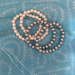 Set Of 4 Pearl Bracelet , $7