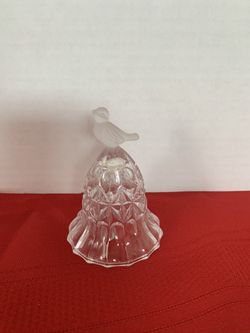 Vintage Crystal Clear Bell With Frosted Satin Bird on Top