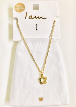 Cute! I Am 💖✨🌼 FLOWER Necklace🌼✨💖