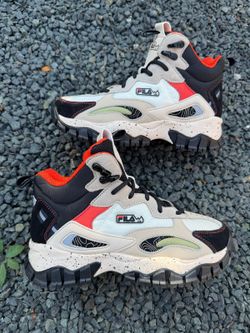 Fila Ray Tracer TR 2 Mid Orange Black Tan Size 3.5 Kids