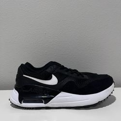  Nike Air Max (Size 11.5)