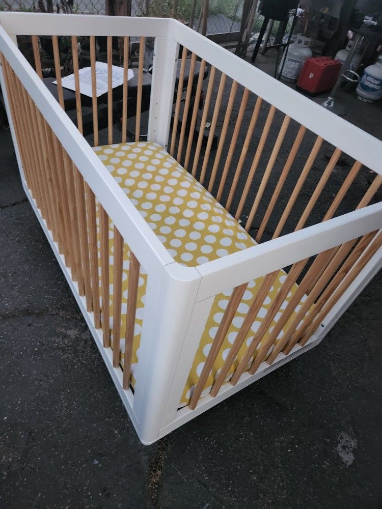 Baby Crib