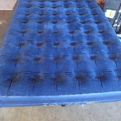 Full Size Air Mattress 