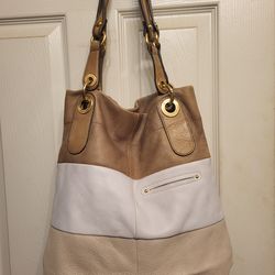 B Makowsky Large Pebble Leather tri color  handbag