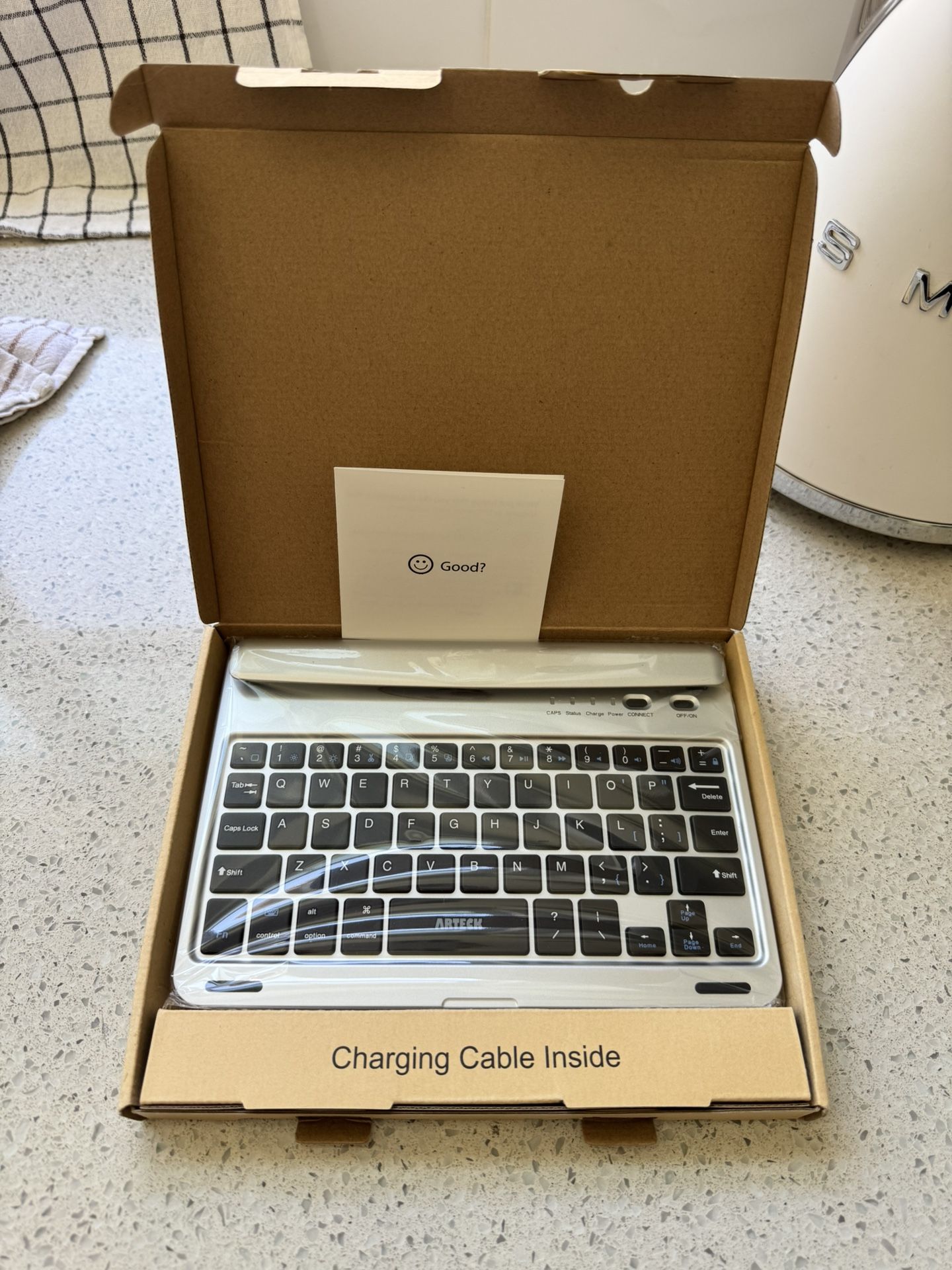 ARTECK HB045-4 Bluetooth Keyboard
