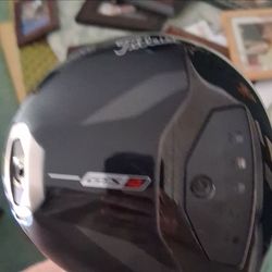 Titleist GT4
