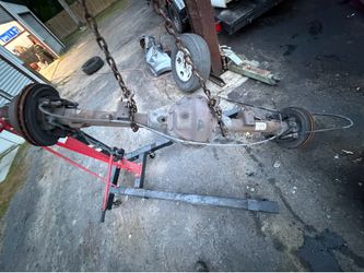 8 lug Chevy rearend 12 bolt