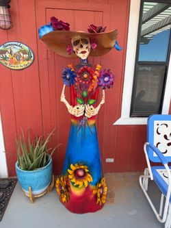 Day of the Dead Metal Catrina