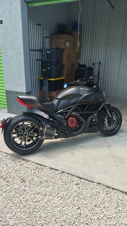 🔥 2018 Ducati Diavel Carbon – Timing Belts Just Replaced 🔥