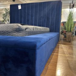 France - Blue Platform Bed