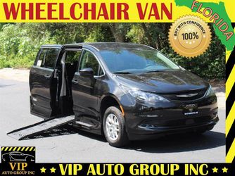2022 Chrysler Voyager