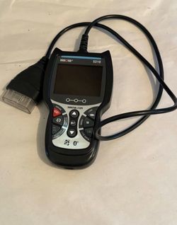 Innova 5210 OBD2 Scanner & Engine Code Reader Battery Tester Live Data Oil