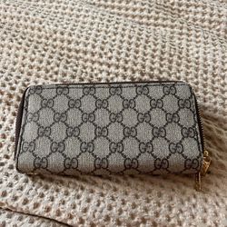 Gucci Wallet 