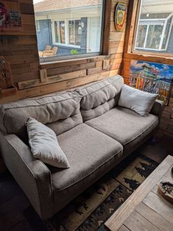Couch/Sofa