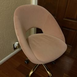 Pink Velvet Plush Chair
