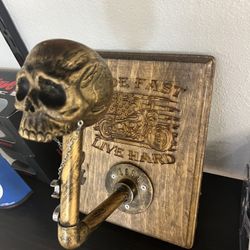 Wall-mounted Motorcycle Helmet Holder Wall Shelf Natural Wooden Display