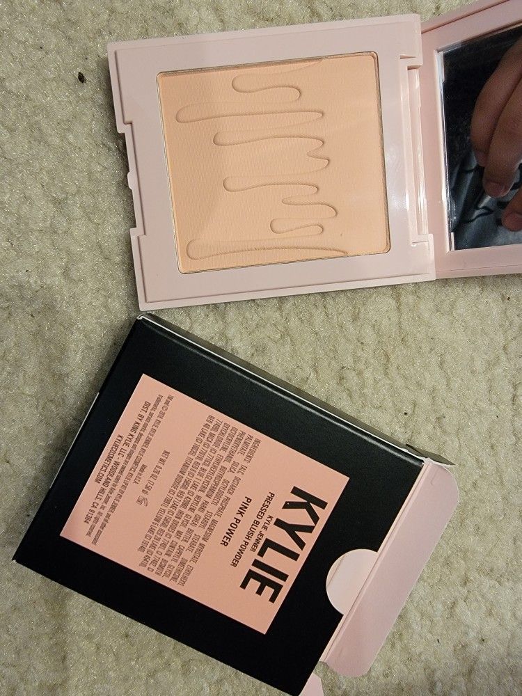 Kylie Cosmetics Pink Power Blush