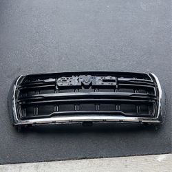 2021 GMC Yukon Chrome And Black OEM Factory Grill 