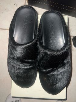 Marni Slides - Black Long Hair Calfskin Fussbett Sabot