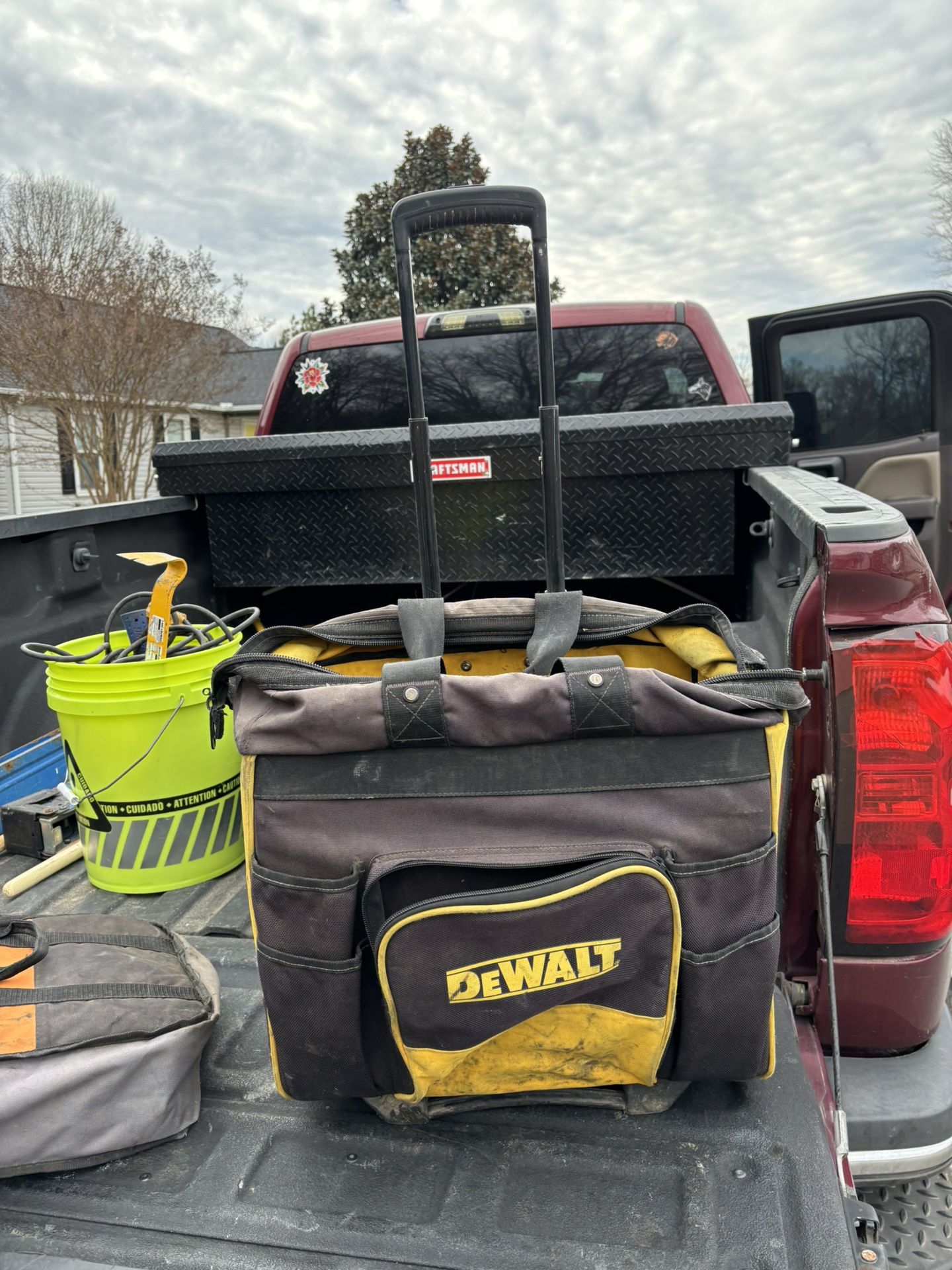 Dewalt Rolling Took Bag