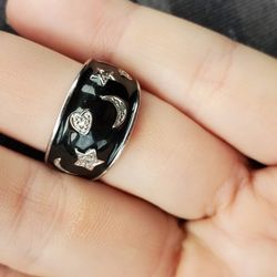 14k White Gold Ring With Diamonds