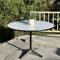 Eames for Herman Miller 42" Mid Century Modern Round Pedestal Dining Table