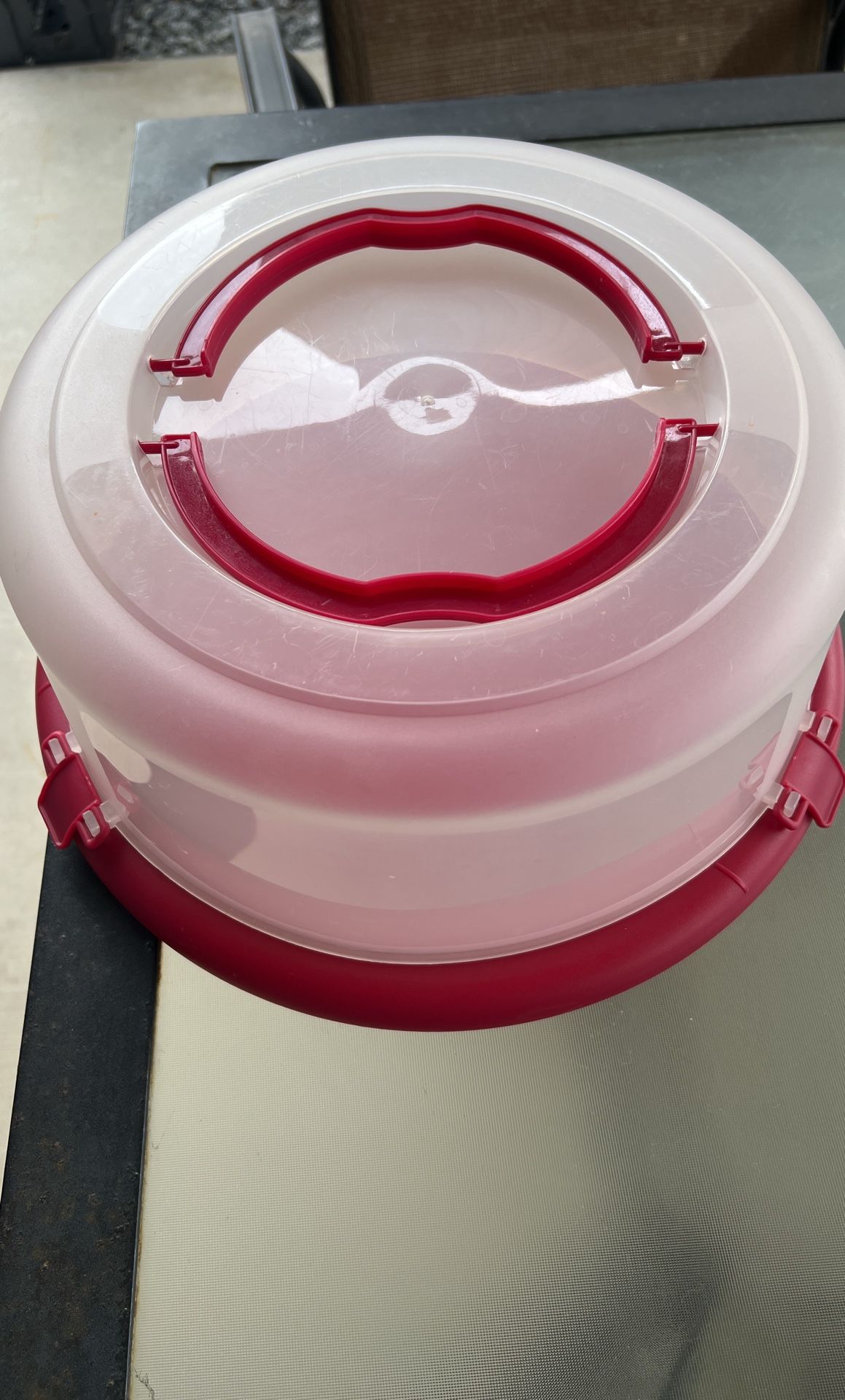 9 Inch Round Cake Carrier