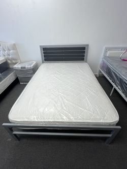 Full Size Bed , Cama Para 2 Personas