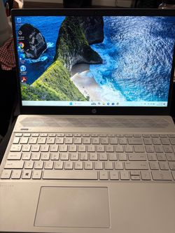 Hp pavilion 15 12gb 1TB ssd hd 15.5 screen