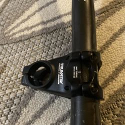 Truvativ Stem And Handlebar Combo