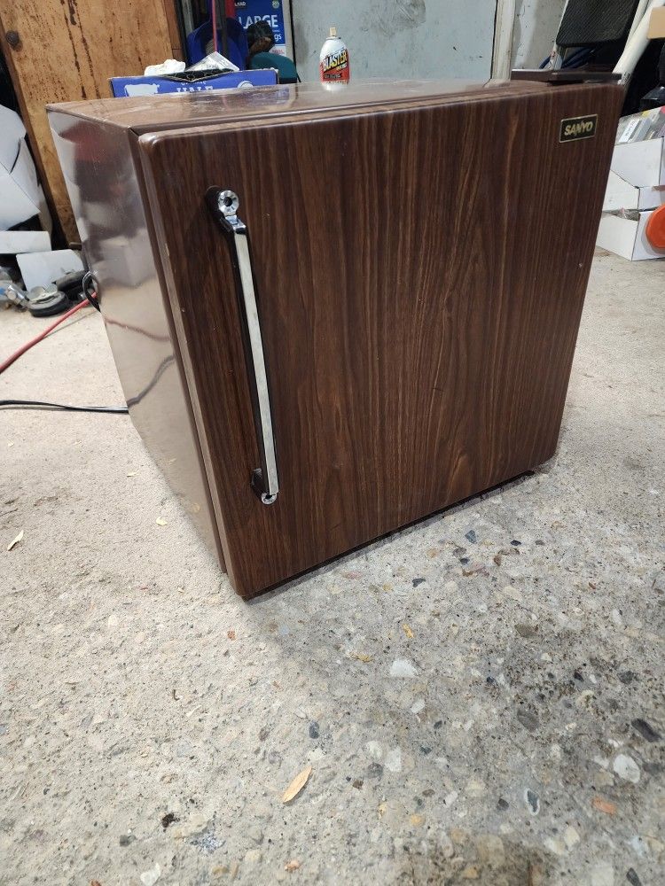 Mini Refrigerator Freezer