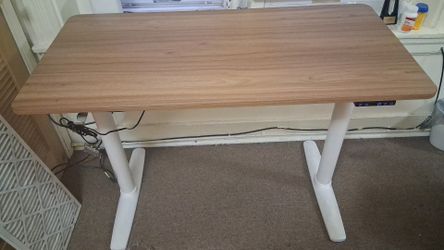 Electric   table brand new
