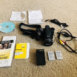 Nikon COOLPIX P520 18.1MP Digital Camera - W/Batteries, Charger, cords and manuals included